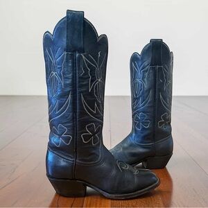 1983 Austin Hall • Butterfly Stitch • Women’s 6.5 M • Vintage Cowboy Boots